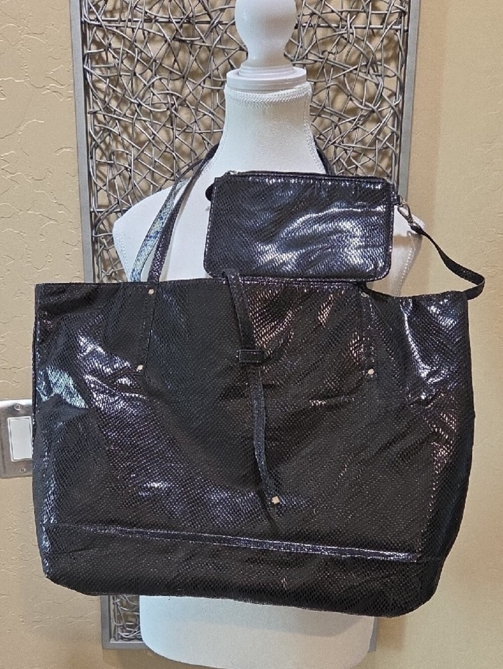 WHBM Reversible Blue And Black Snake-Print Tote Bag - Picture 3 of 6